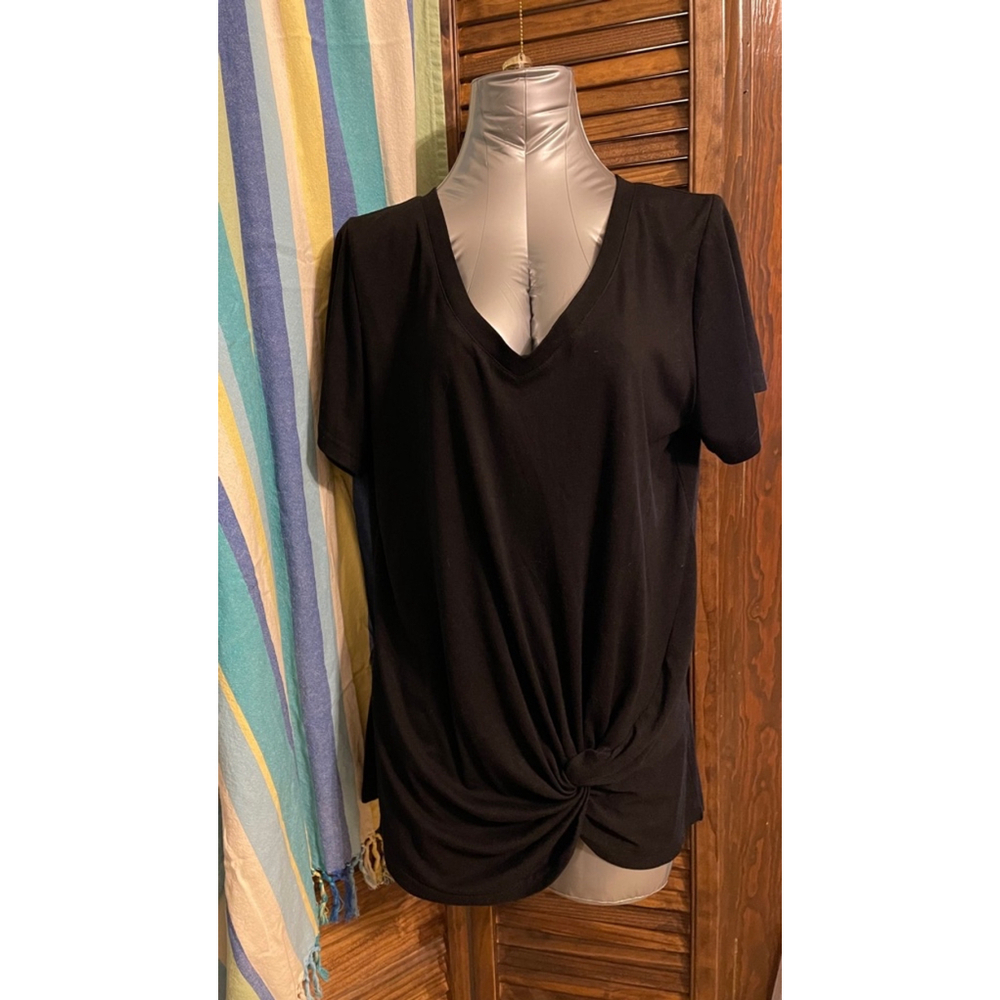 Women's Amazon Top L Black, T-shirt, knotted bottom hem detailing.